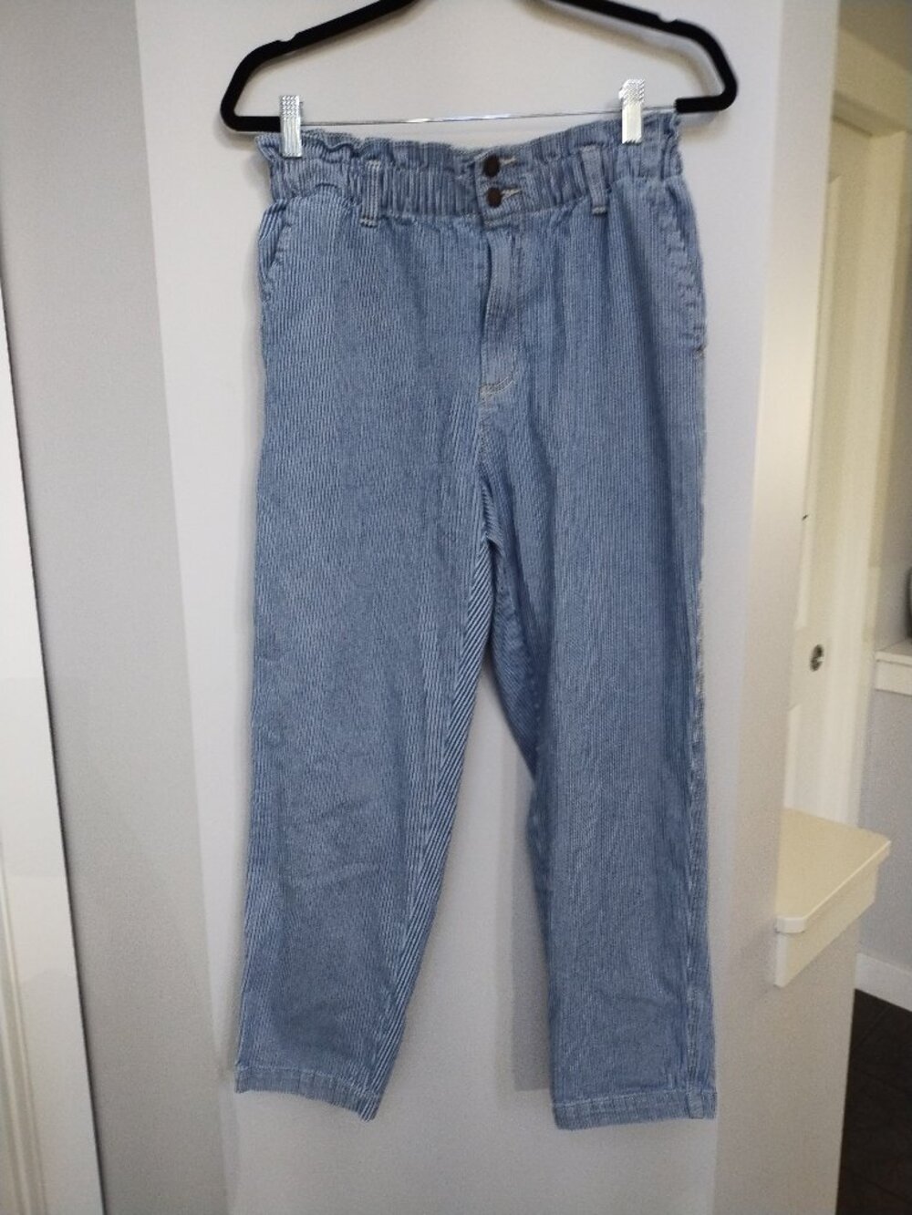 Universal Threads striped baggy jeans